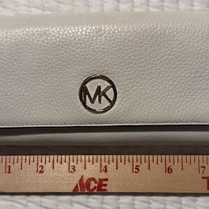 Michael Kors Cream Soft Pebble Leather Full Sized Wallet